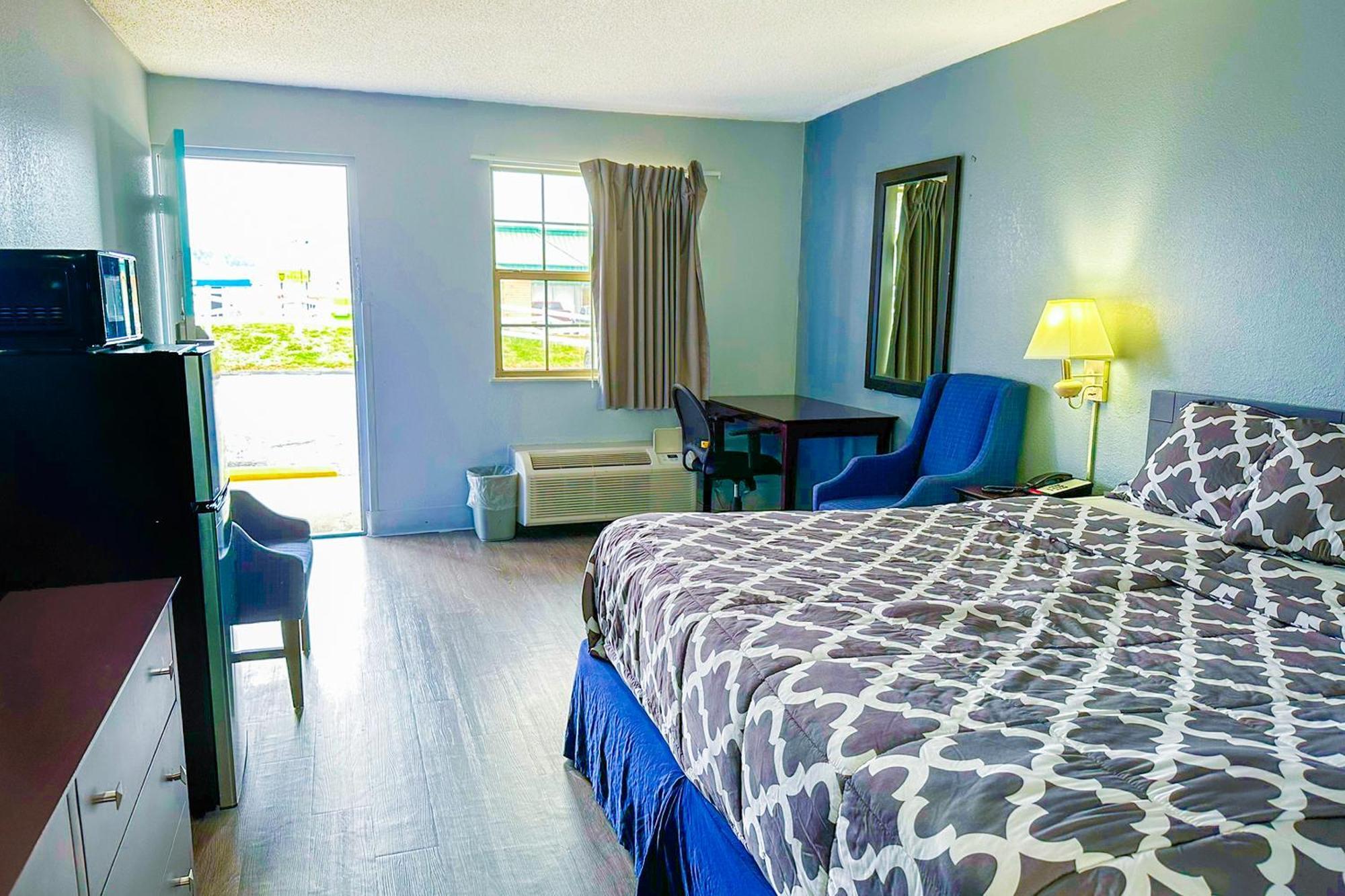 Happy Stay Inn Madisonville I-69 By Oyo Exterior photo